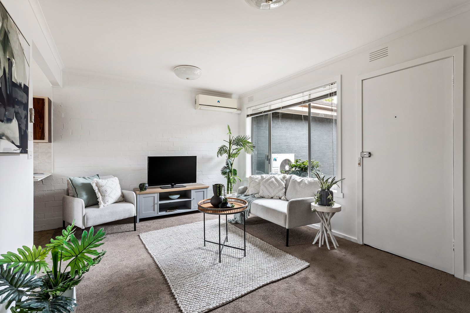 Real Estate and Property in 4/10 Wattle Grove, Mckinnon, VIC