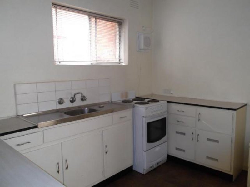 Gallery: 4/100 Millswyn Street