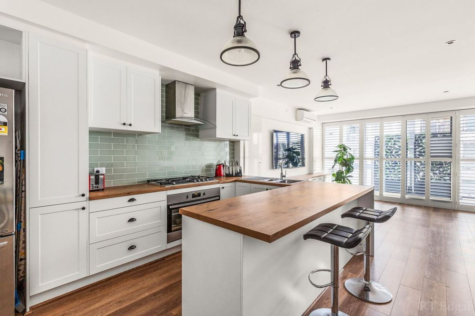 Real Estate and Property in 410/100 Plenty Road, Preston, VIC