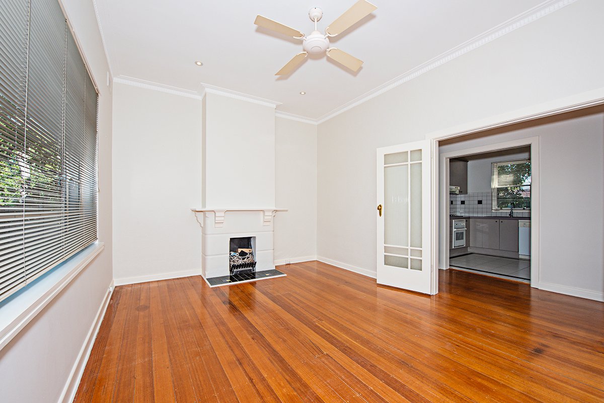 Gallery: 4/102 Milton Street