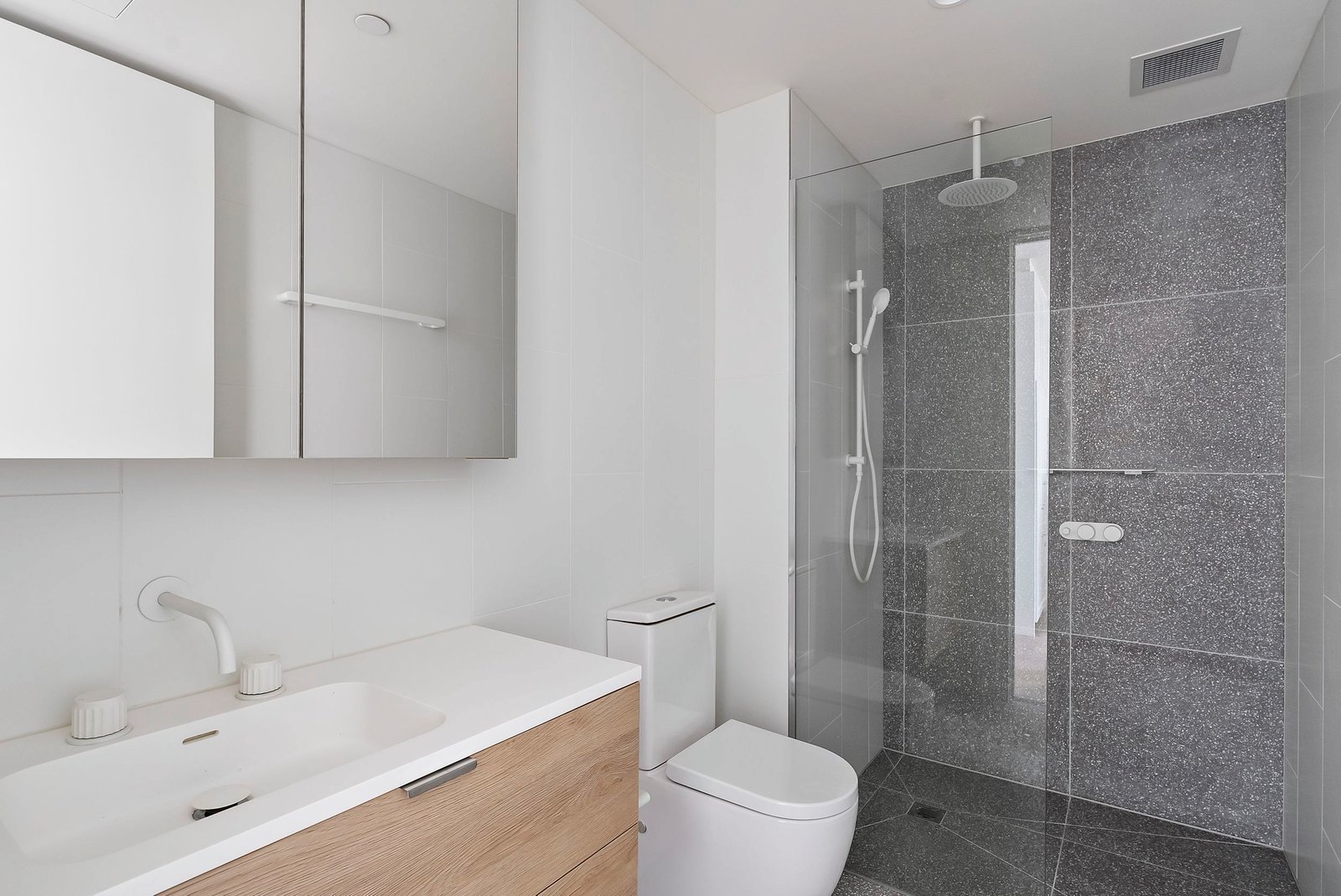 Real Estate and Property in 410/241 Glen Huntly Road, Elsternwick, VIC