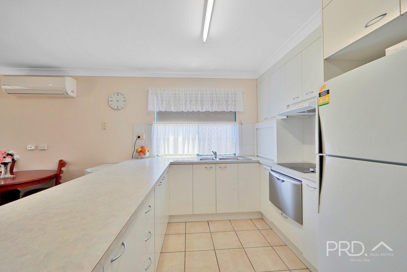 4/103 Cypress Street TORQUAY 10