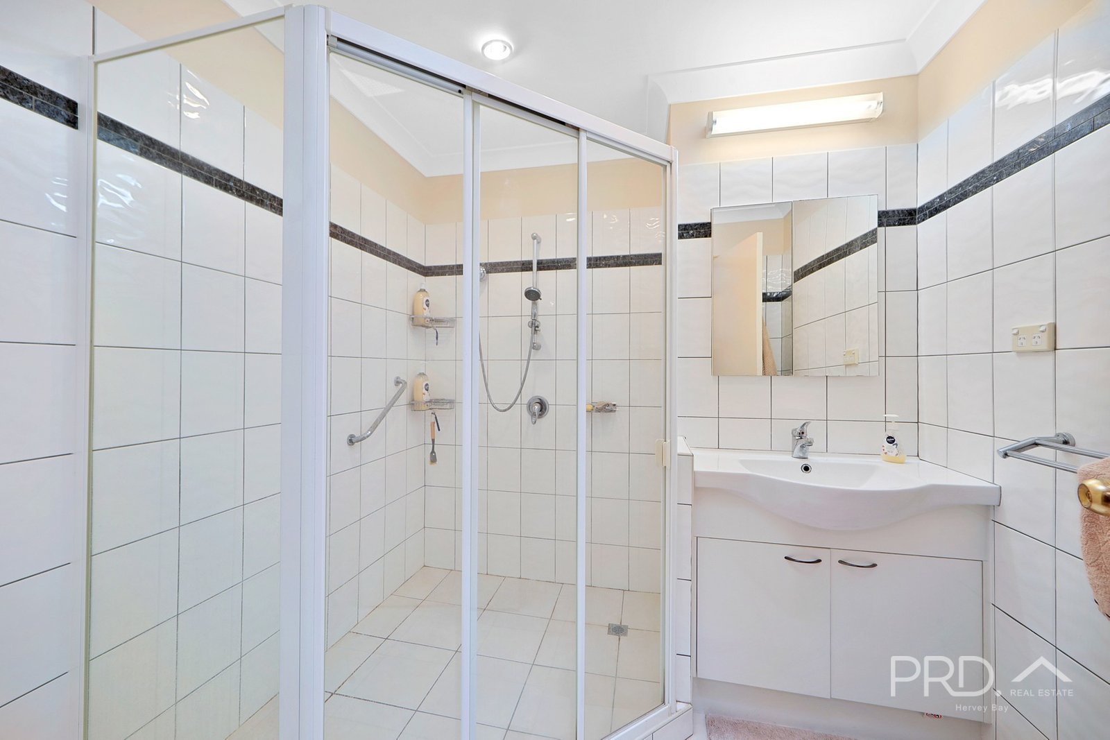 4/103 Cypress Street TORQUAY 15