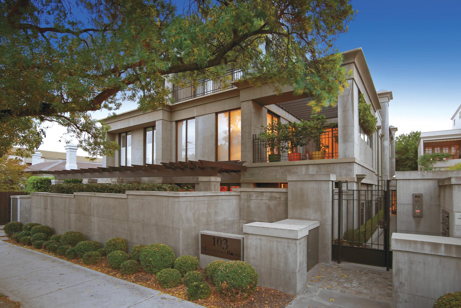 4/103 Mathoura Road, Toorak, VIC