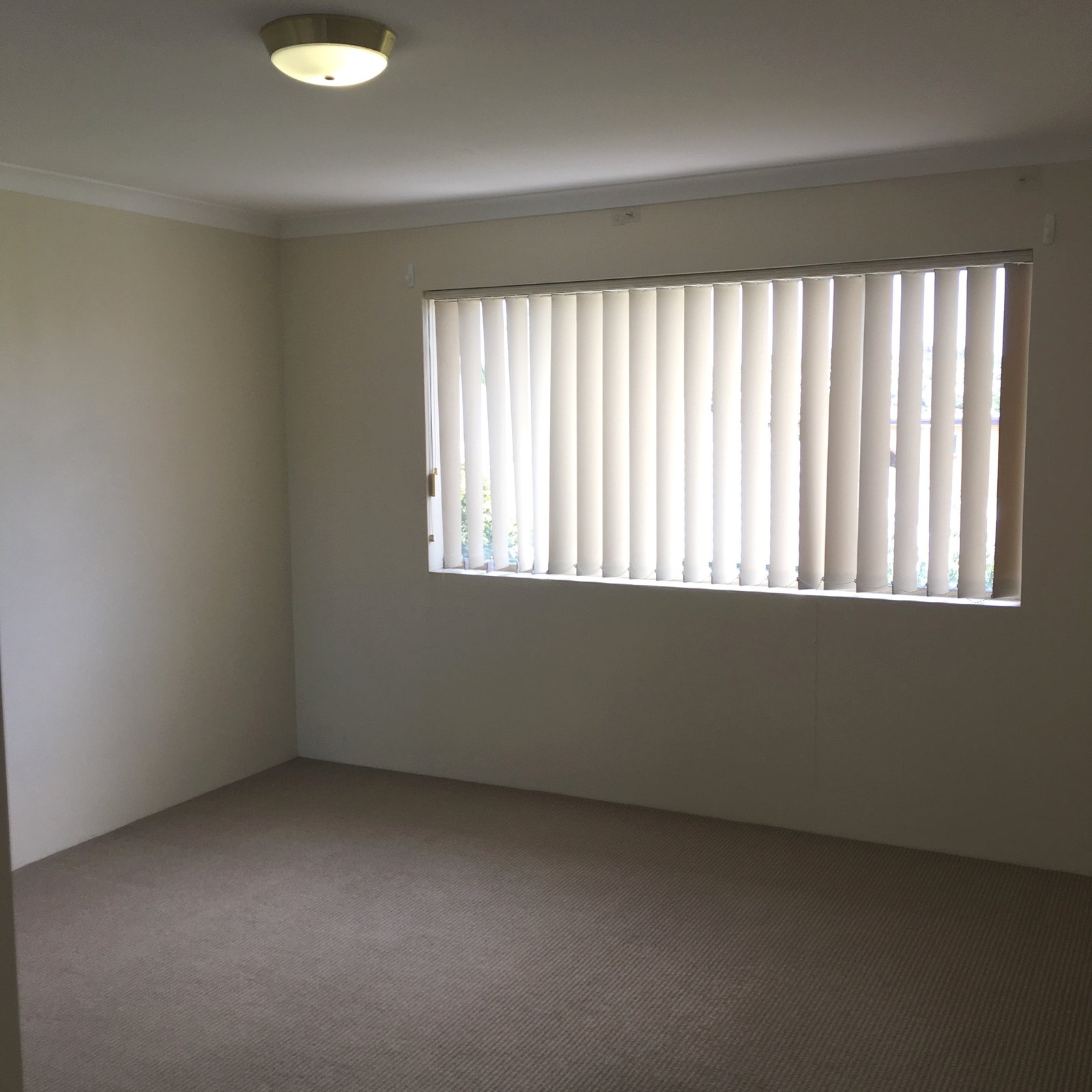 4/104 Stoneleigh Street LUTWYCHE 5