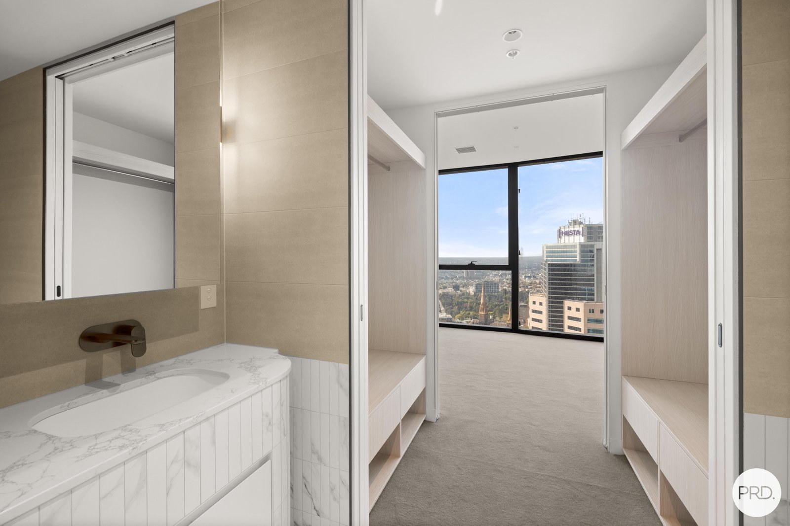 4104/63 La Trobe Street MELBOURNE 7