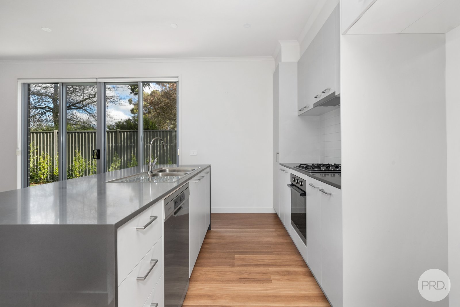 4/105 Forest Street LAKE WENDOUREE 4