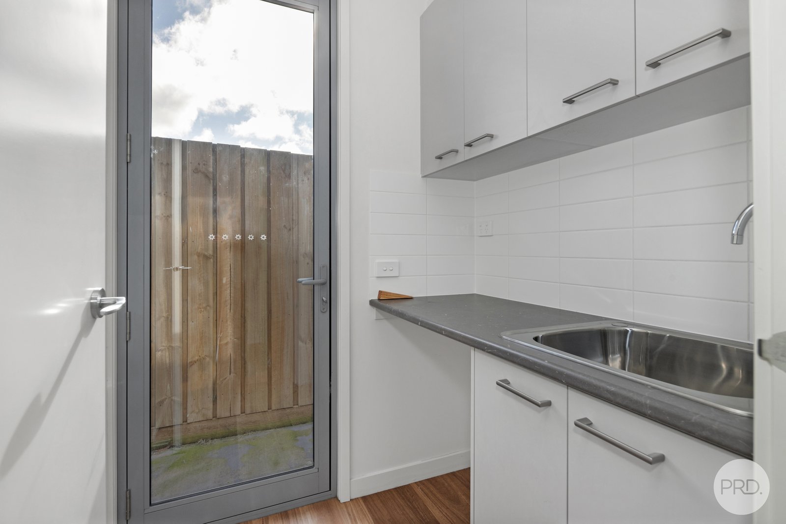 4/105 Forest Street LAKE WENDOUREE 5