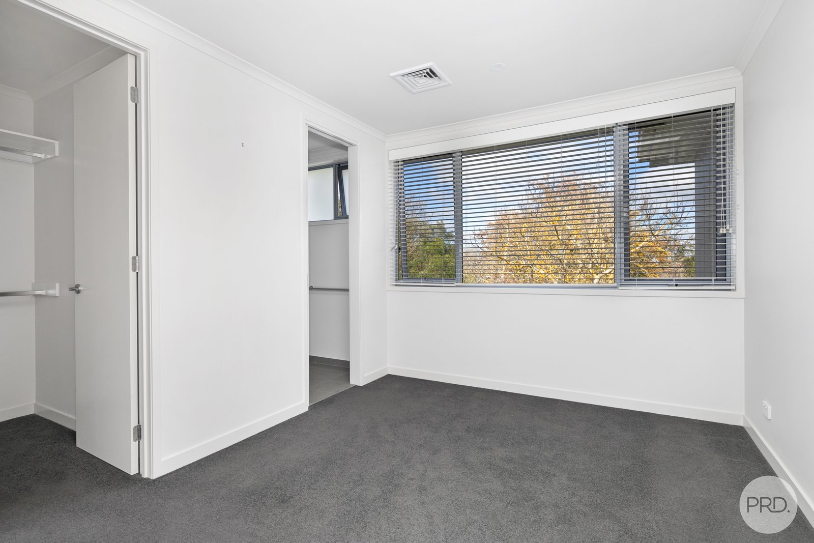 4/105 Forest Street LAKE WENDOUREE 8