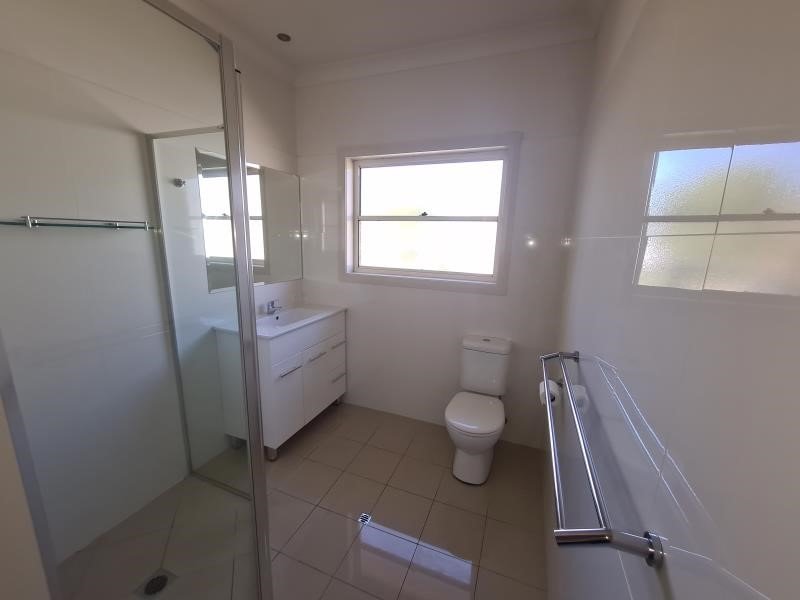 4/105 Goonoo Goonoo Road TAMWORTH 3