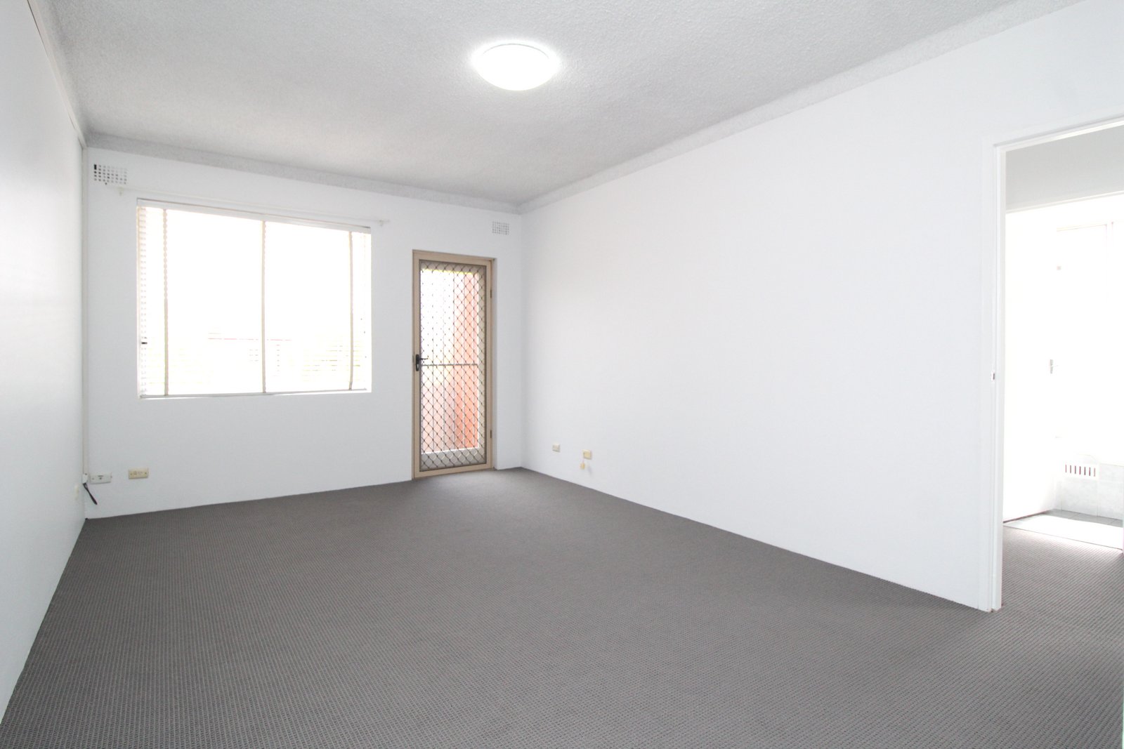 4/106 Sproule Street LAKEMBA 1