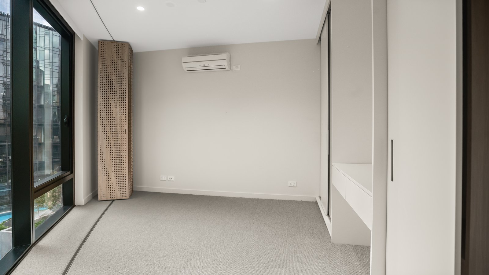 410/605 St Kilda Road MELBOURNE 7