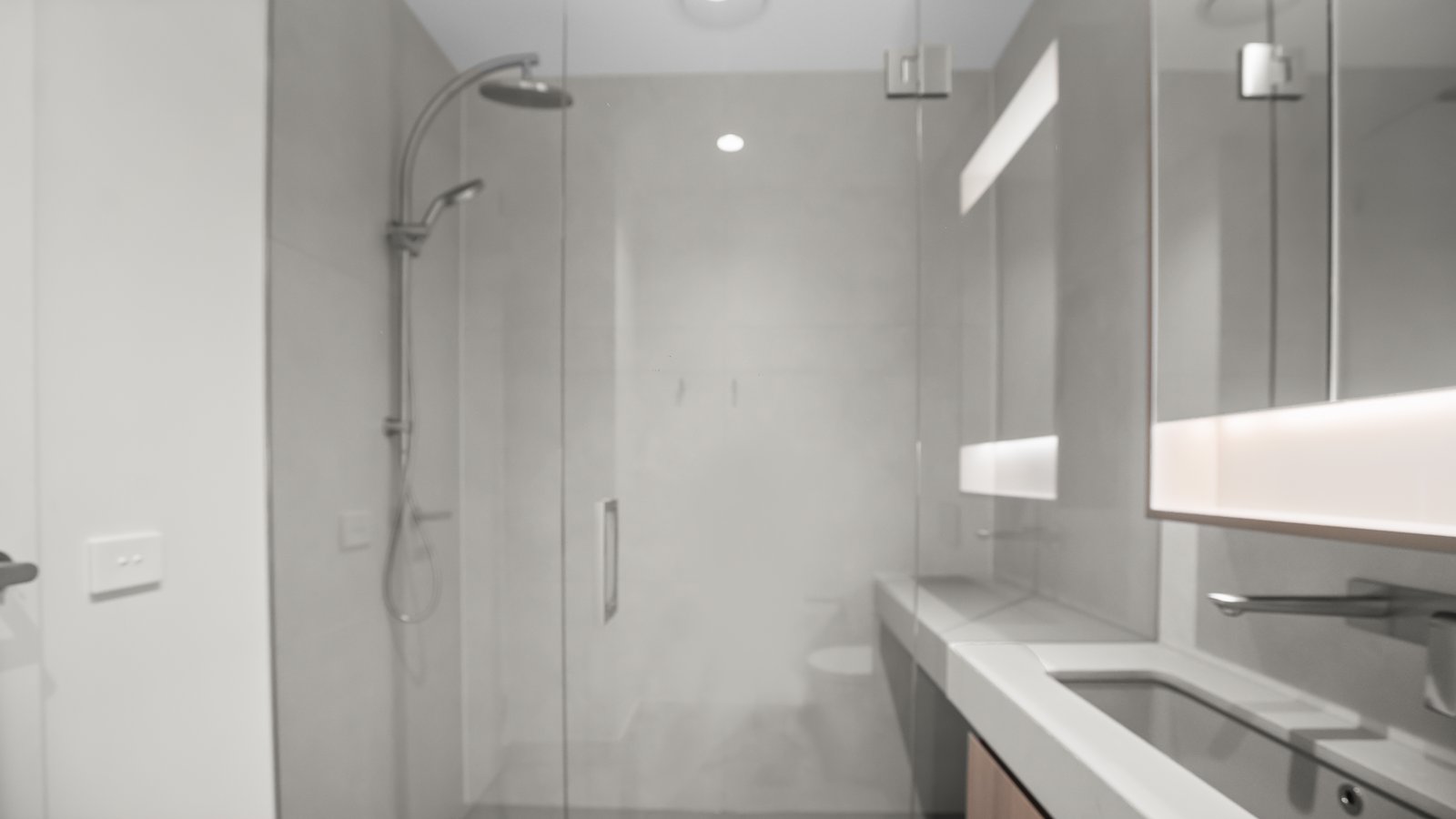 410/605 St Kilda Road MELBOURNE 12