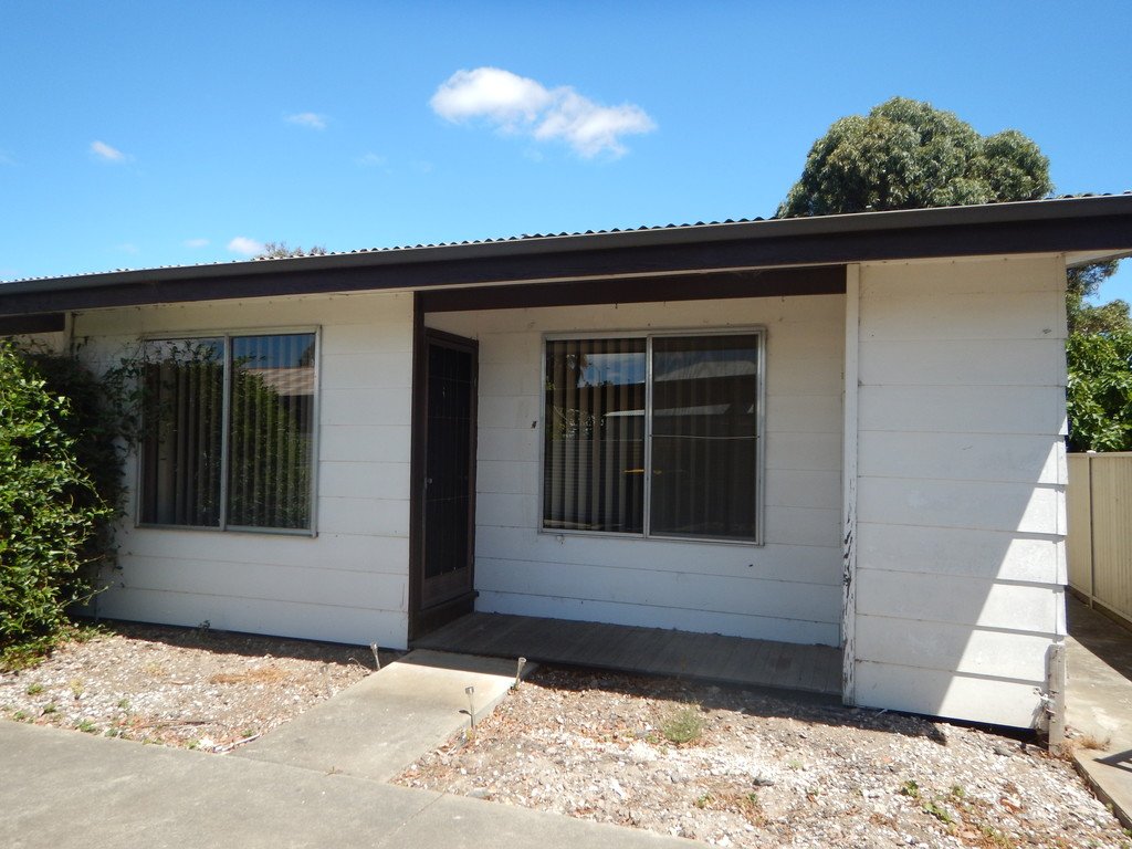 4/107 Morgan Street SEBASTOPOL 1