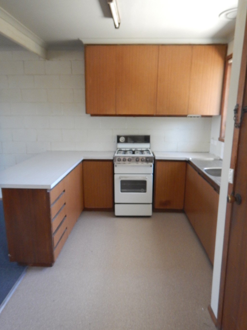 4/107 Morgan Street SEBASTOPOL 3