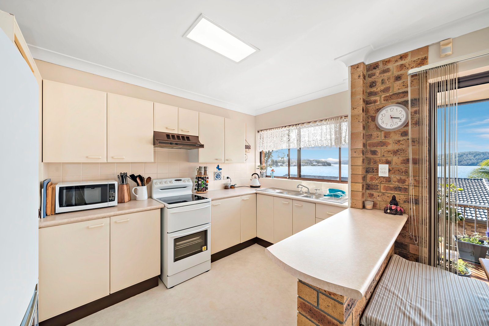 4/107 Soldiers Point Road SOLDIERS POINT 2