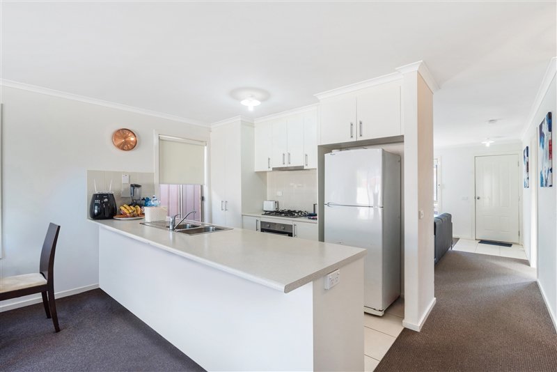 4/107 St Killian Street WHITE HILLS 2