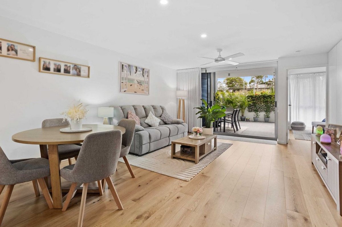 4108/61 Investigator Drive Robina 5