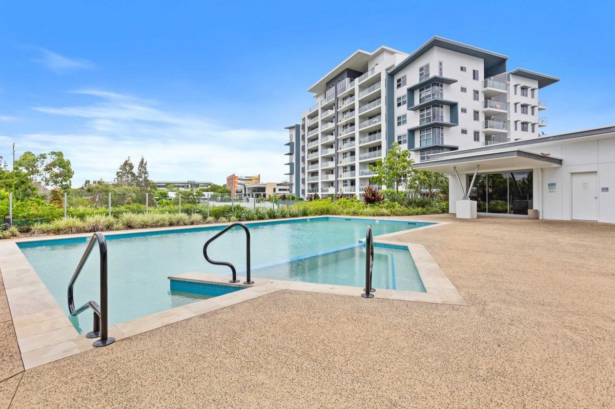 4108/61 Investigator Drive Robina 16