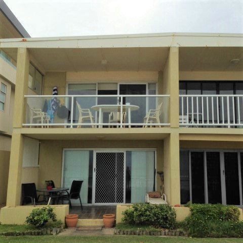 4/109 Albatross Avenue MIAMI 5