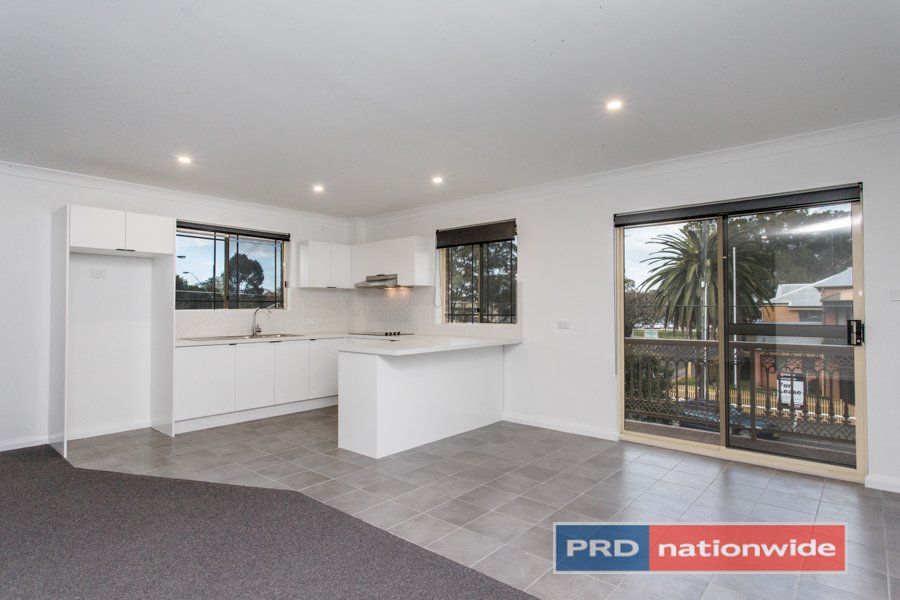 4/109 Station Street PENRITH 8