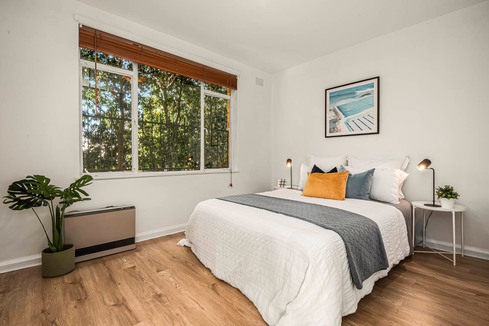 Real Estate and Property in 4/1096 Burke Road, Balwyn North, VIC