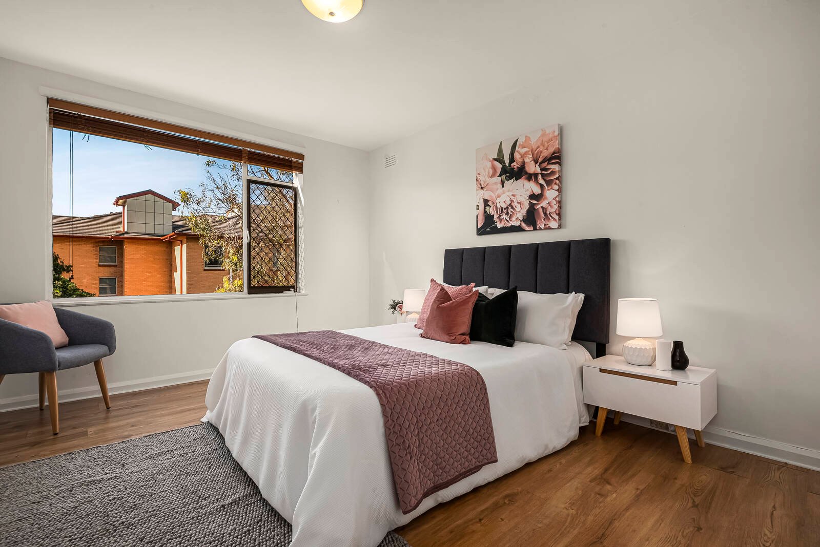 Real Estate and Property in 4/1096 Burke Road, Balwyn North, VIC