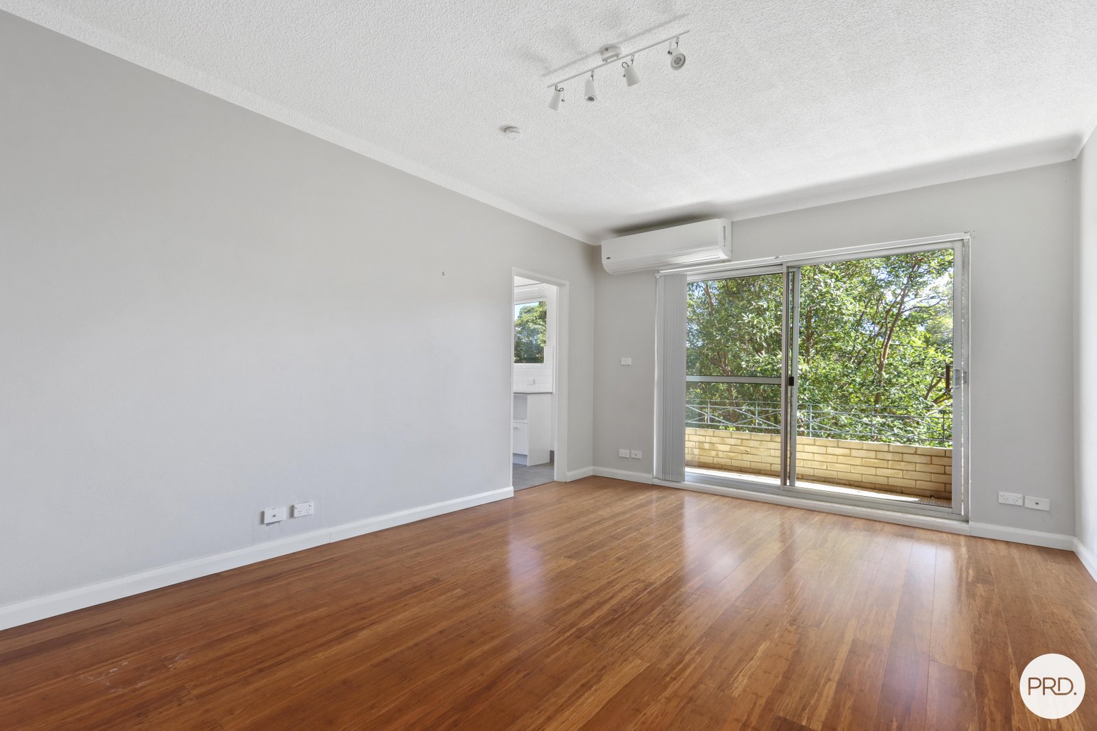 4/11-13 Oxford Street MORTDALE 2