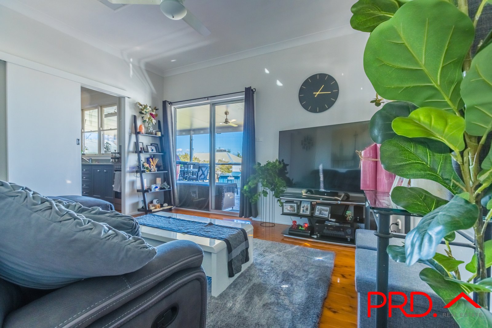 411 Armidale Road TAMWORTH 9