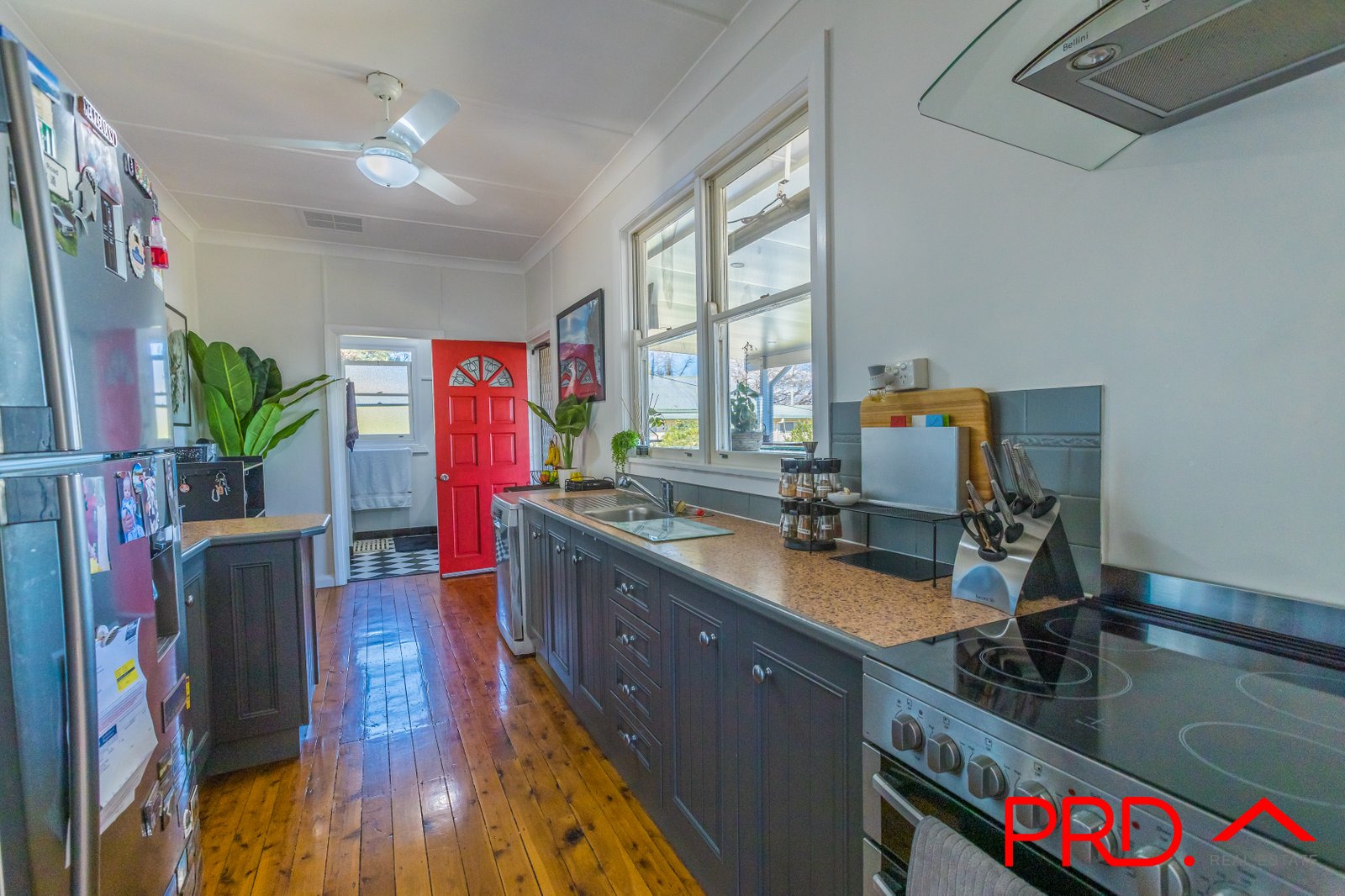 411 Armidale Road TAMWORTH 10