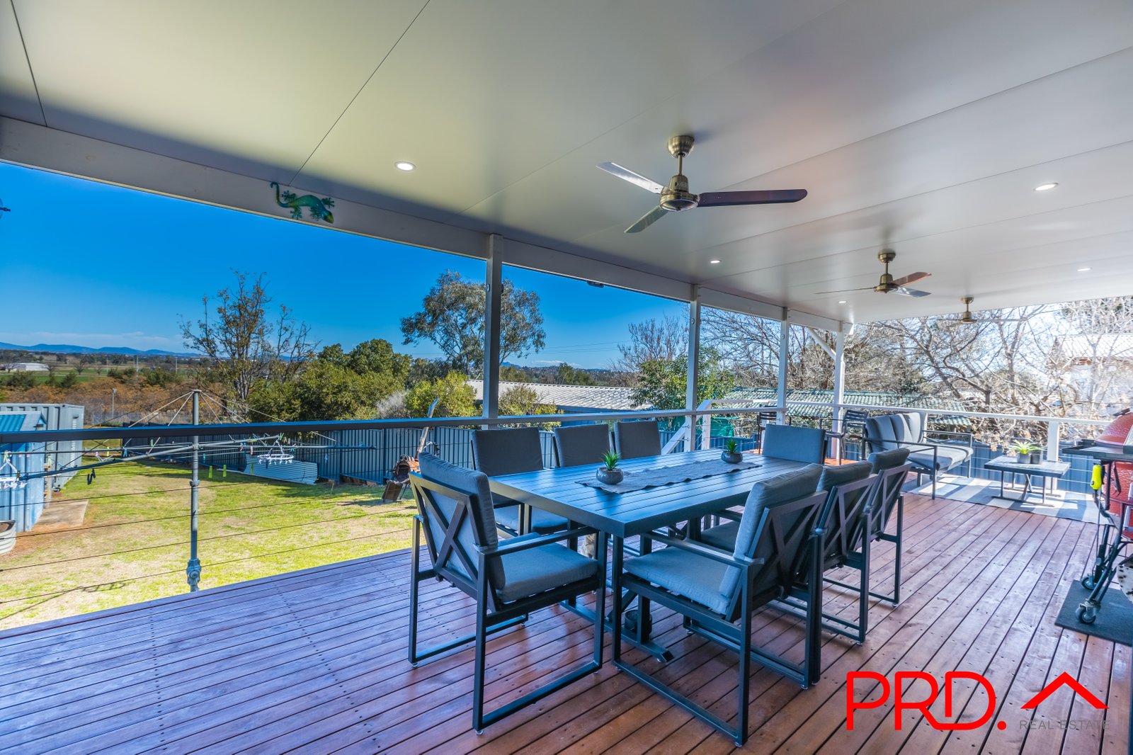 411 Armidale Road TAMWORTH 15