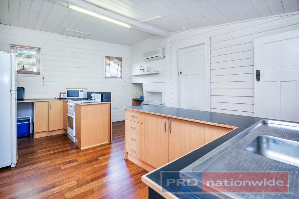 411 Barkly Street GOLDEN POINT 2