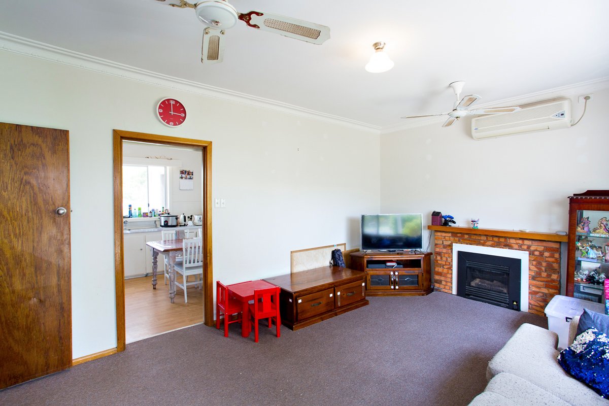 Gallery: 411 Clayton Street