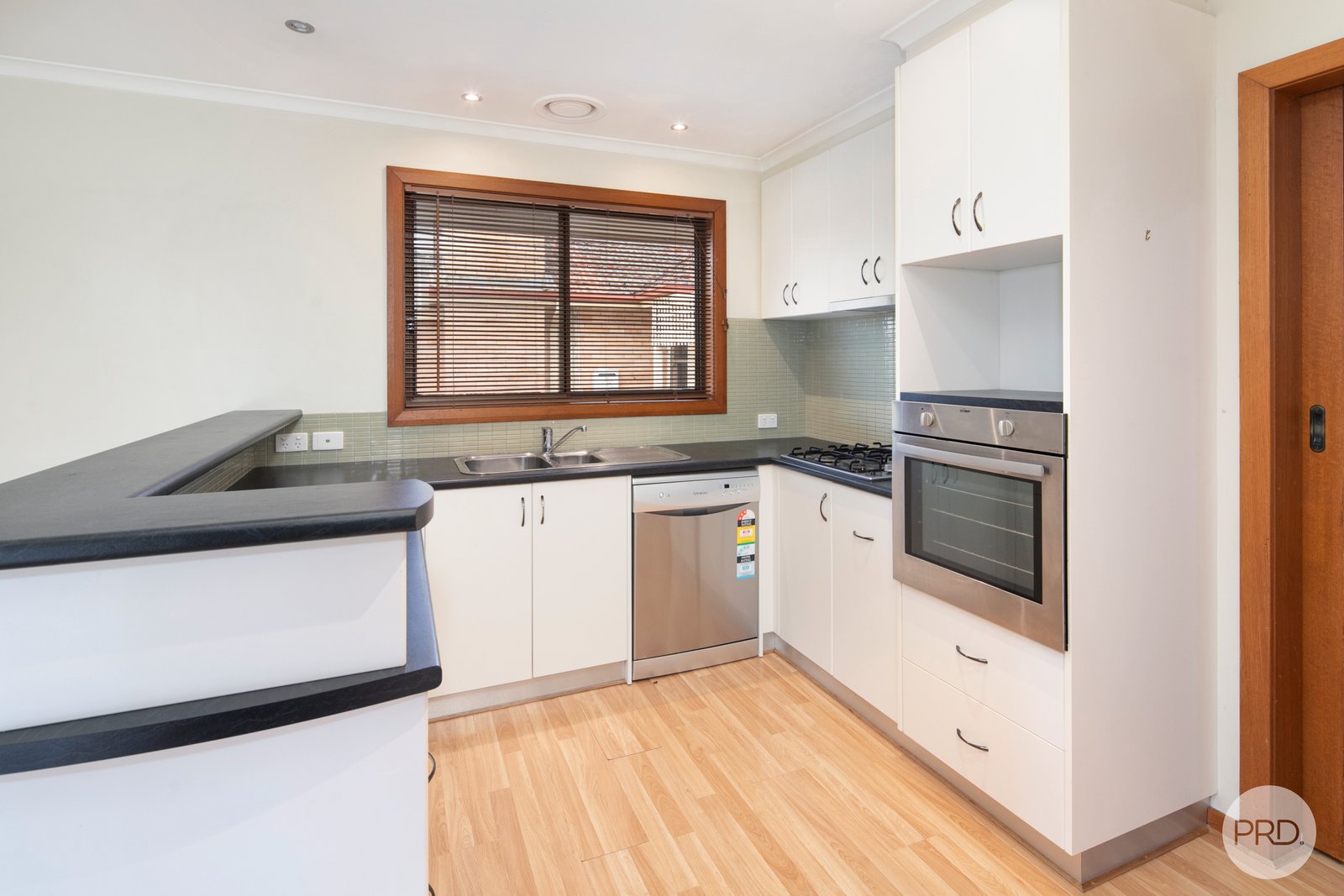 411 Cooke Street REDAN 8