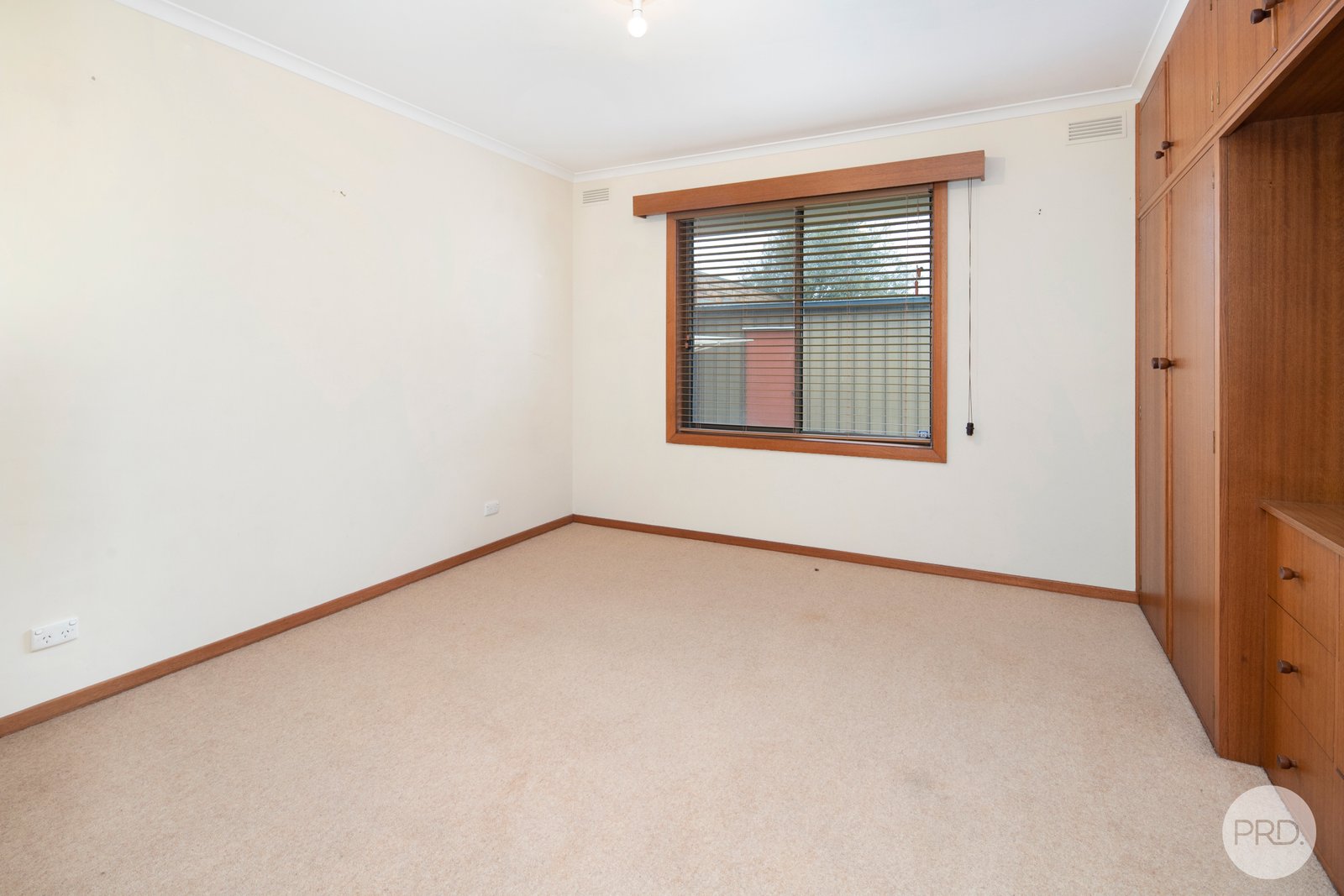 411 Cooke Street REDAN 11