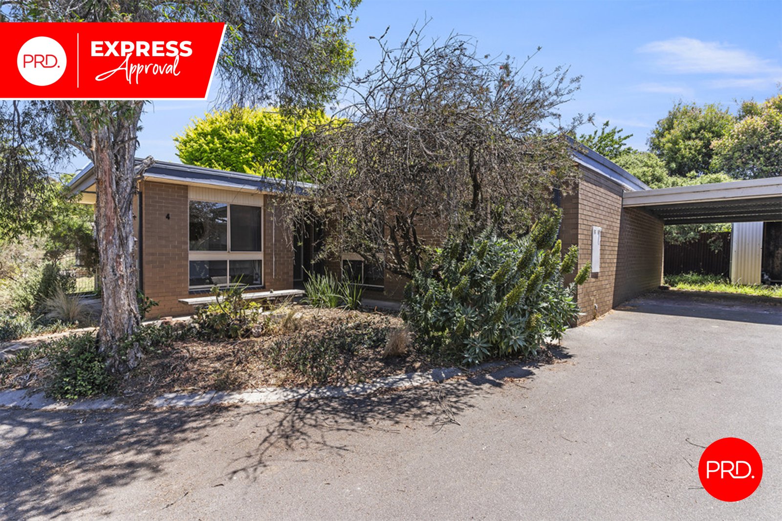 4/11 Hayes Street IRONBARK 2