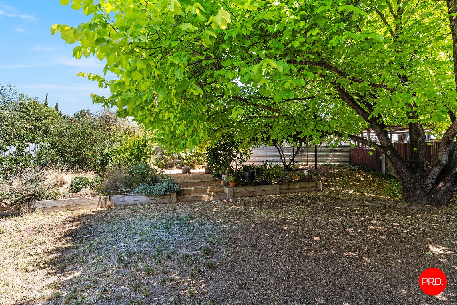 4/11 Hayes Street IRONBARK 14
