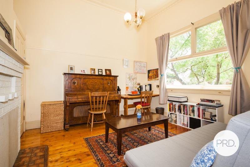 411 Humffray Street South GOLDEN POINT 9