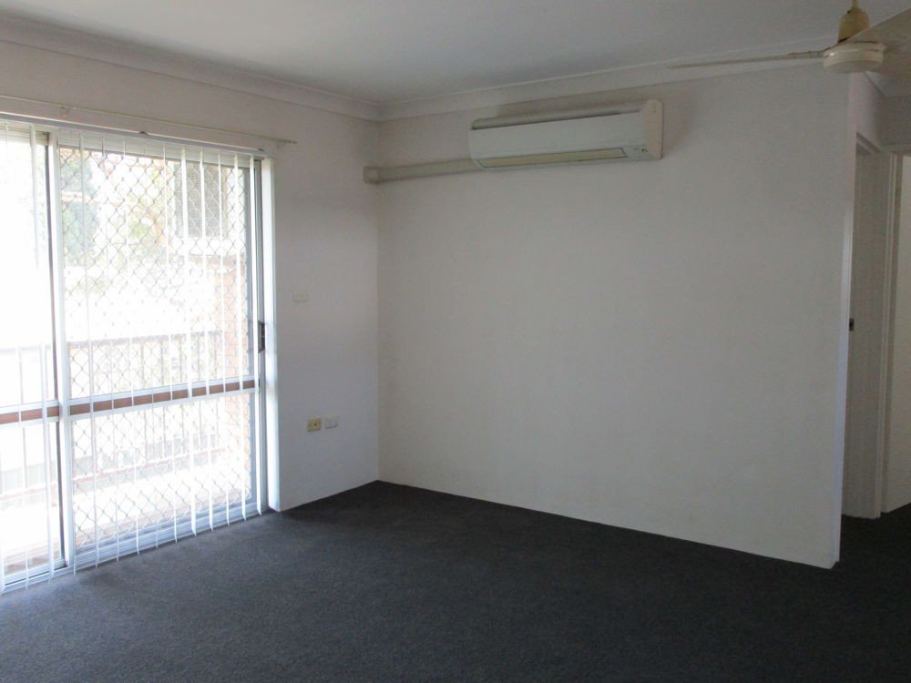 4/11 King Street WEST TAMWORTH 2