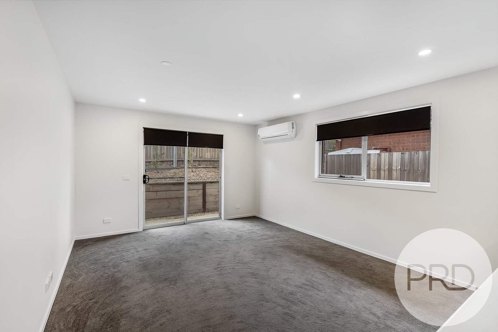 4/11 Kingston View Drive KINGSTON 5