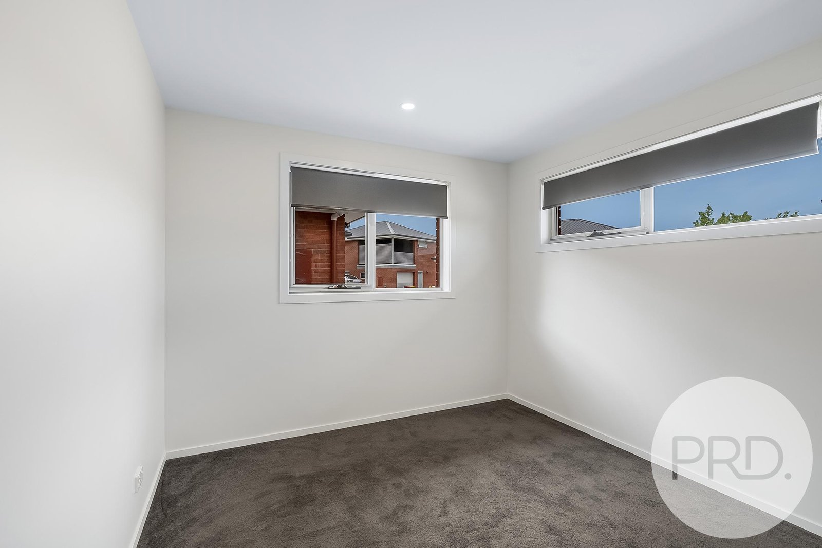 4/11 Kingston View Drive KINGSTON 7