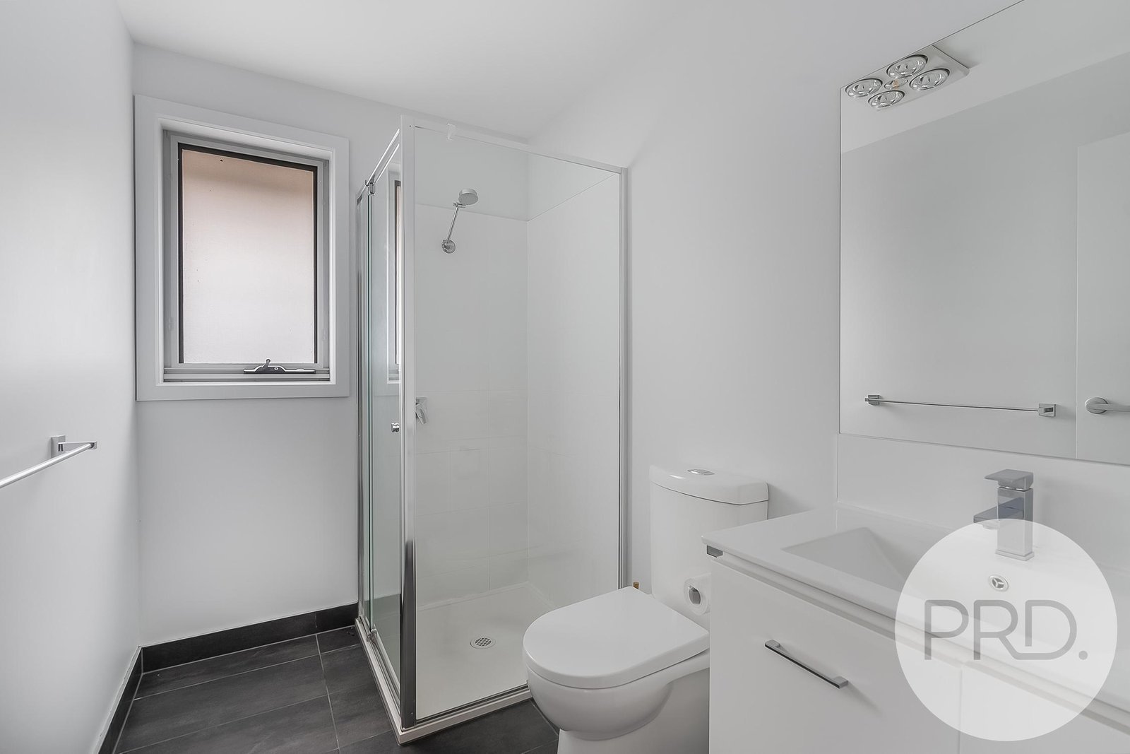 4/11 Kingston View Drive KINGSTON 9