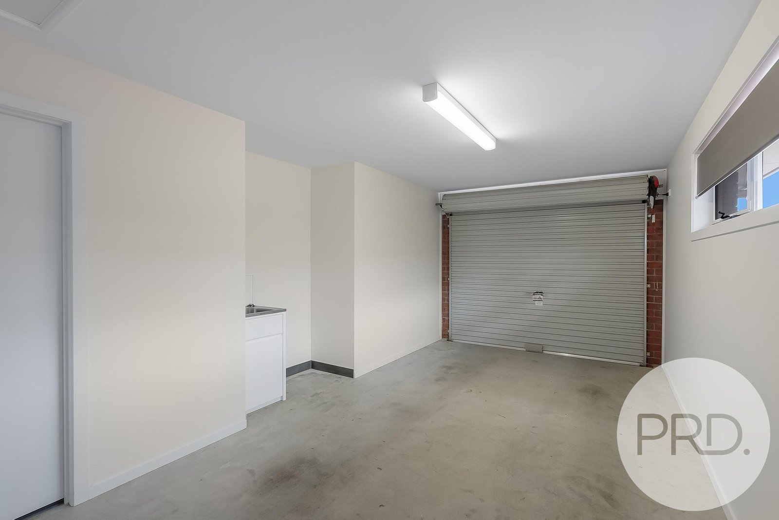 4/11 Kingston View Drive KINGSTON 10