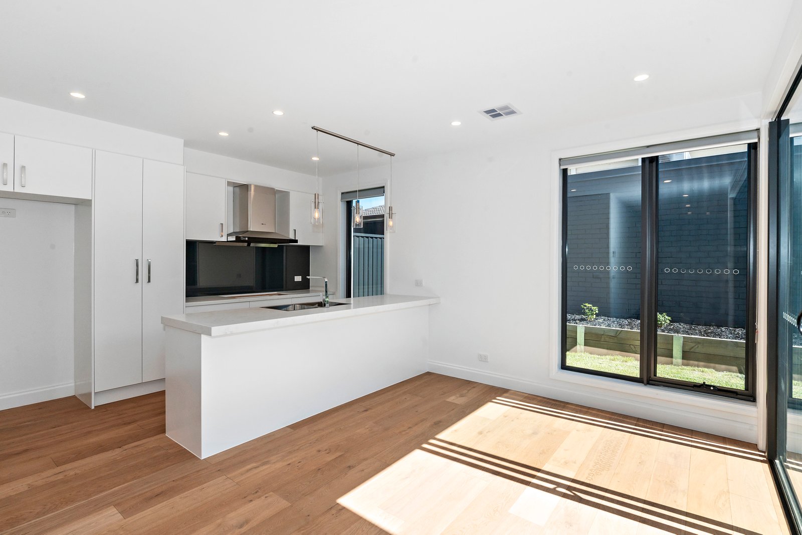 Gallery: 4/11 May Park Avenue