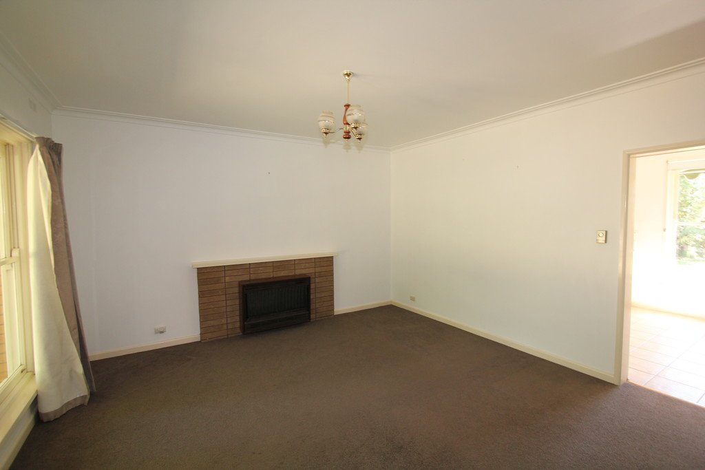 411 Russell Street NEWINGTON 3