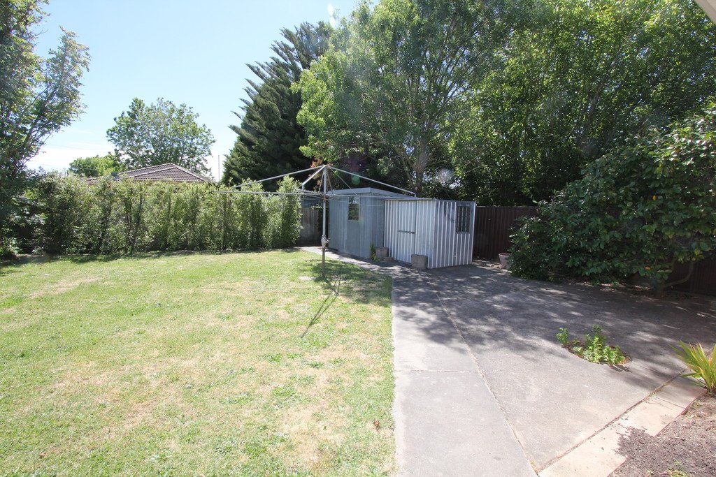 411 Russell Street NEWINGTON 15