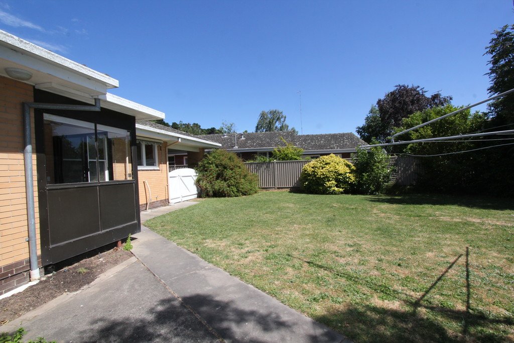 411 Russell Street NEWINGTON 16