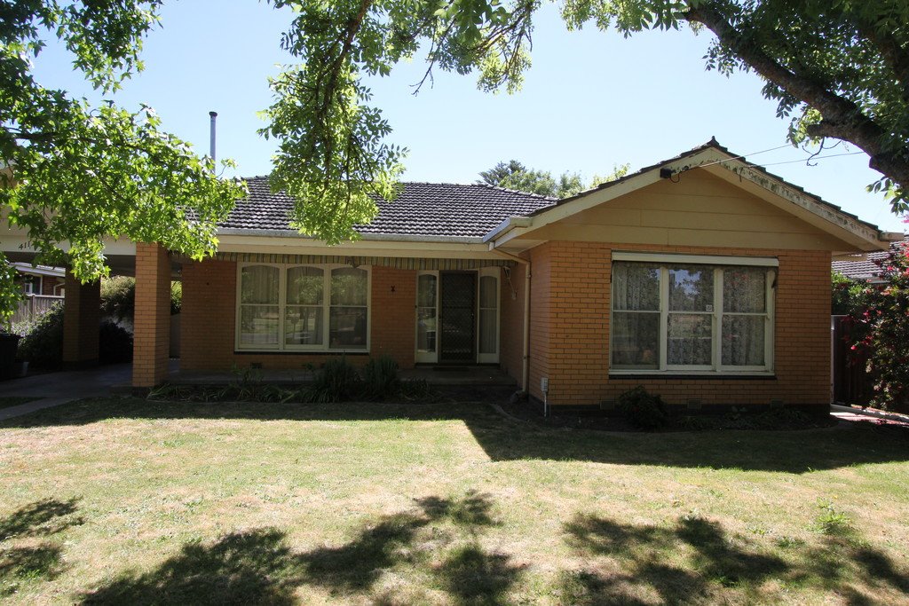 411 Russell Street NEWINGTON 17