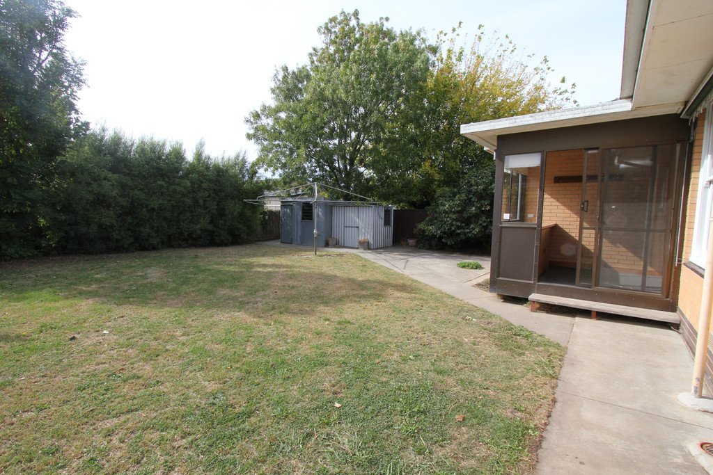 411 Russell Street NEWINGTON 13