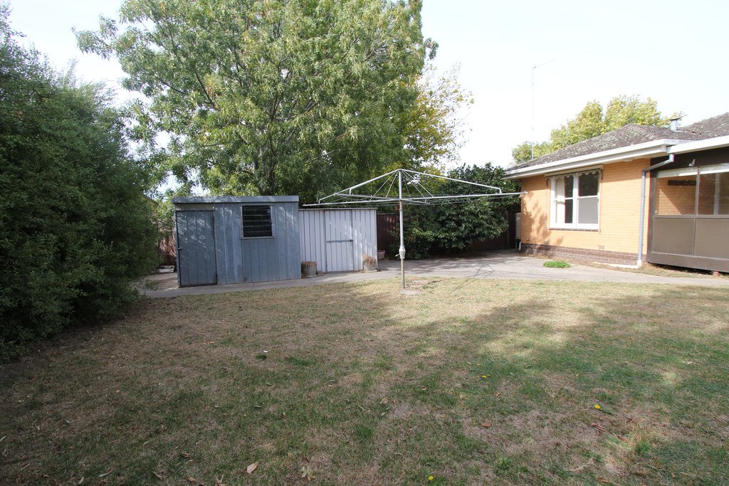 411 Russell Street NEWINGTON 16